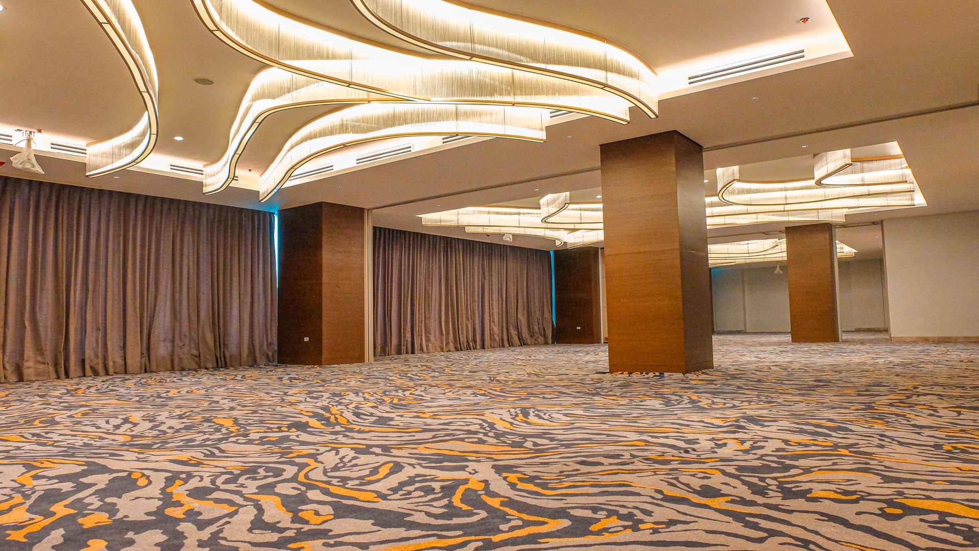 Kingsford Hotel Manila Paranaque City Exterior photo